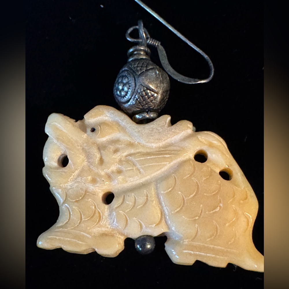 Vintage Hand-Carved Dragon Bracelet and Earrings - Picture 5 of 15